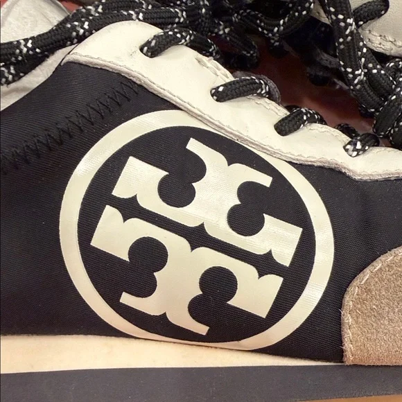 Tory Burch Annie Nylon Runner in Perfect Black / Lavagna - Picture 8 of 9